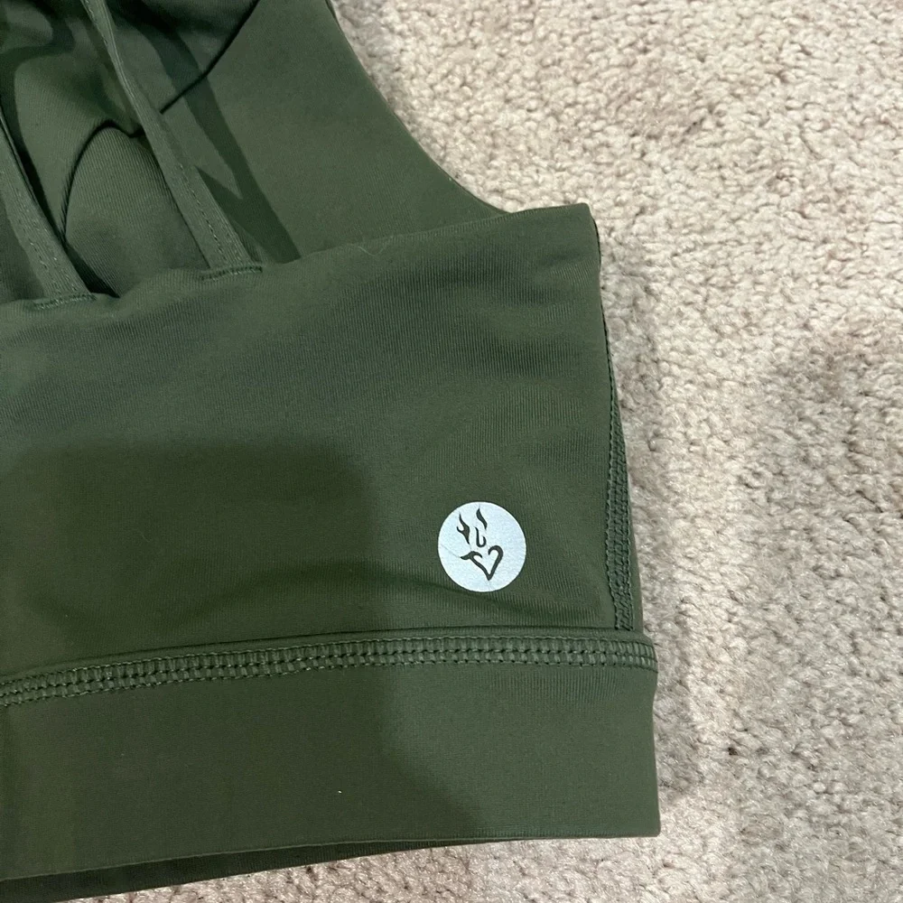 Torrid Active Size 0 Low-Impact Wireless Strappy Back Sports Bra - Picture 9 of 11